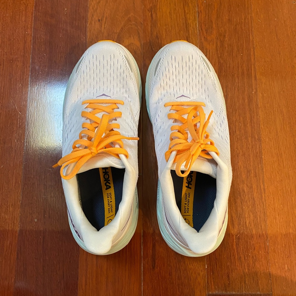 Hoka Clifton 8 Shoes